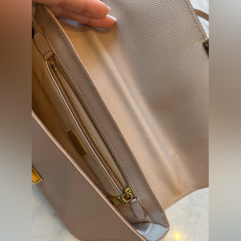 Prada Saffiano small - Picture 6 of 8